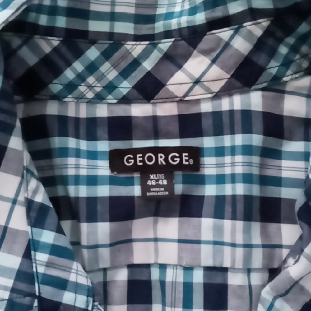 2 shirts - Picture 3 of 6